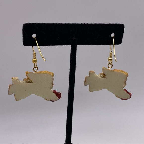 Vintage Angels Carrying Hearts Earrings - Picture 7 of 8